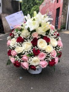 Bunga Meja Bintang Florist Gresik.