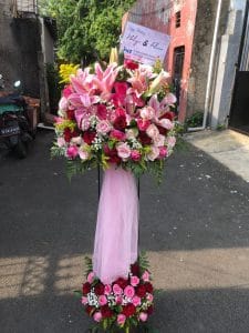 Standing Flower Bintang Florist Gresik